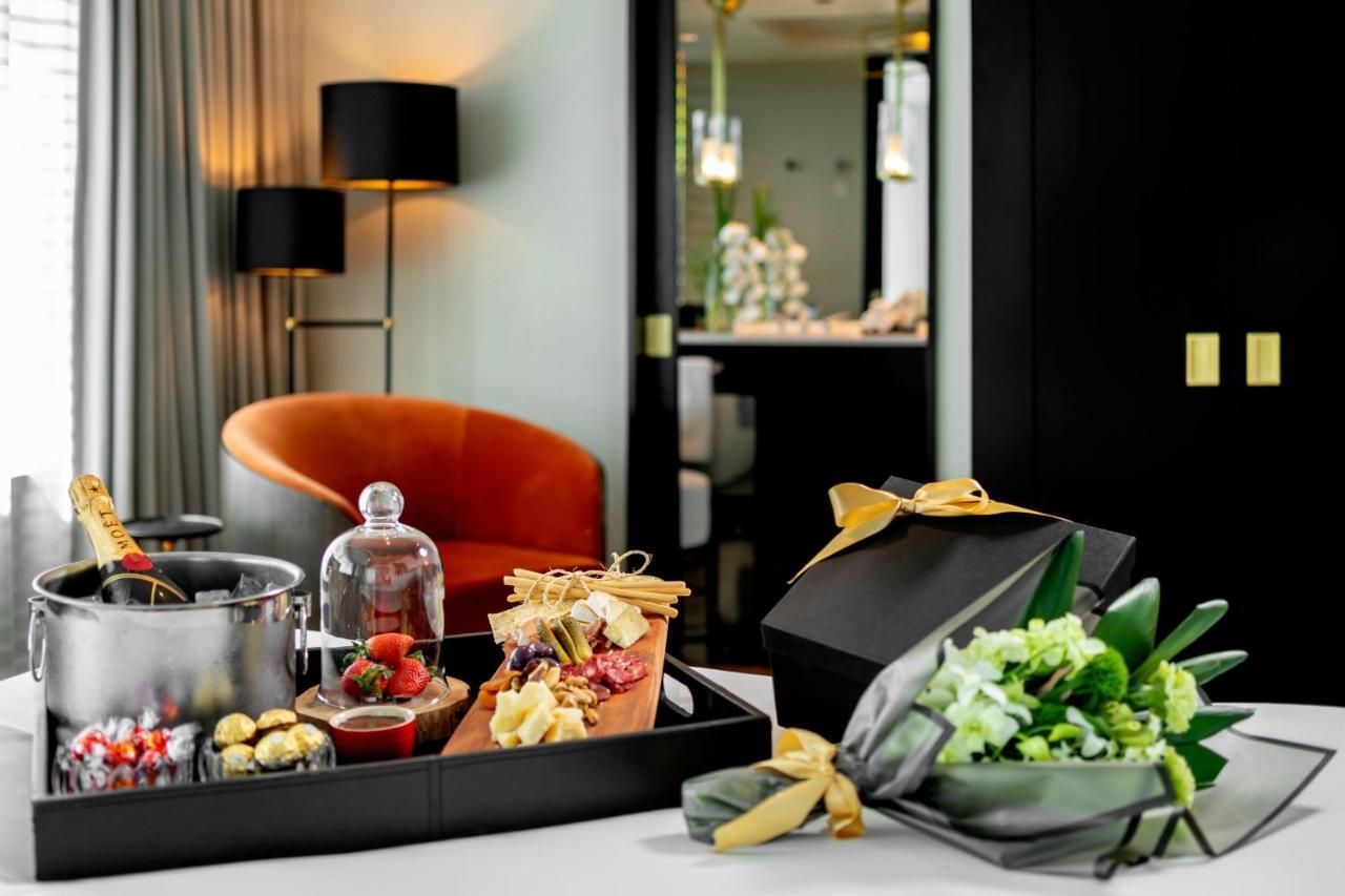 Hotel Four Seasons At Nacoes Unidas 5*